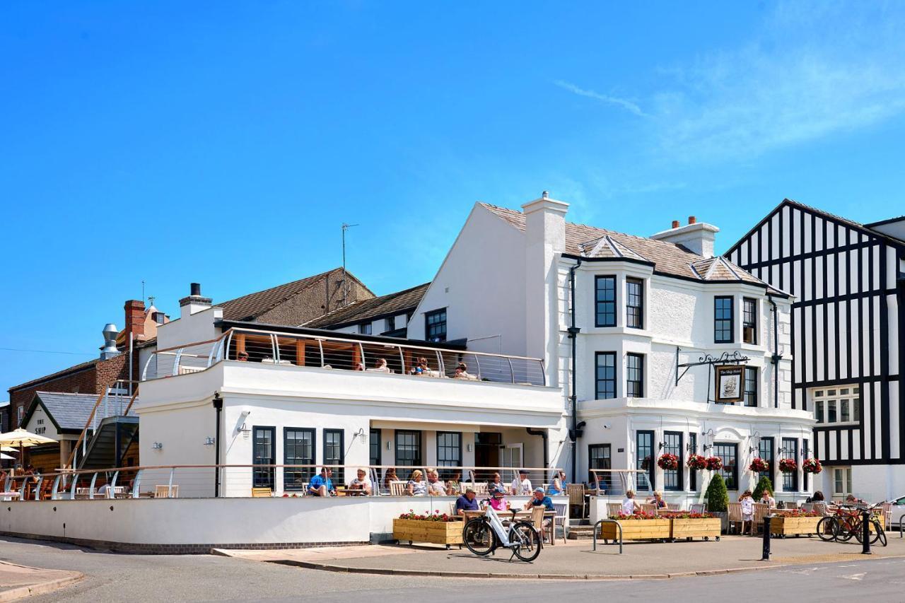 Отель The Ship Parkgate  Экстерьер фото